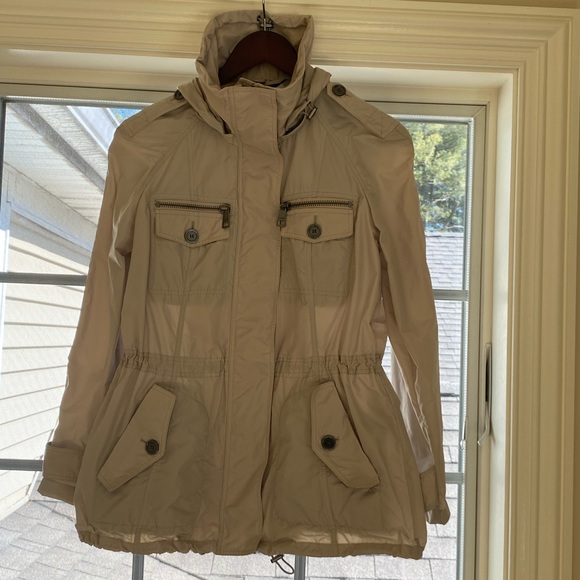 Burberry Brit women’s M rain/utility jacket. Lightweight Unlined. - Picture 1 of 12